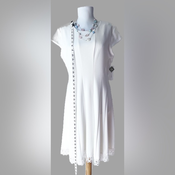 NWT Sandra Darren Ivory Scuba Crepe Knit Dress Size 10 Necklace Sold Separately - Picture 5 of 14